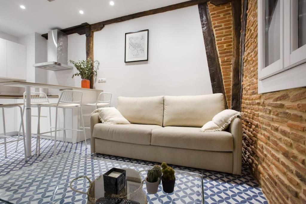 Appartamento Etxeburu Bilbao Esterno foto